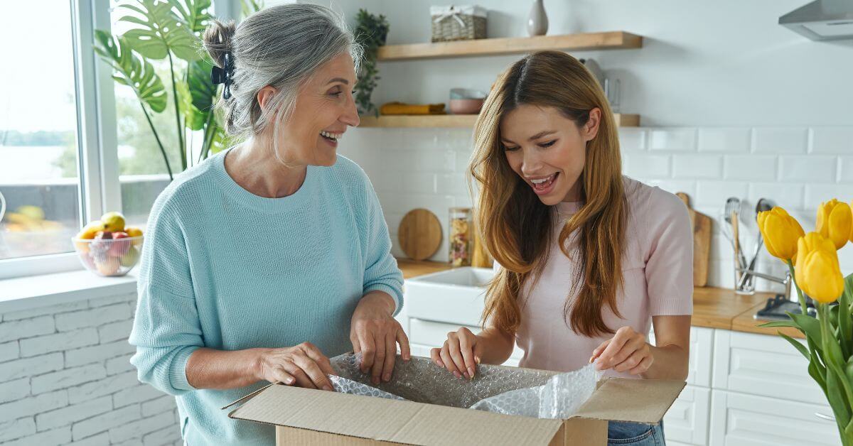 seniors in Alzheimer’s care community 